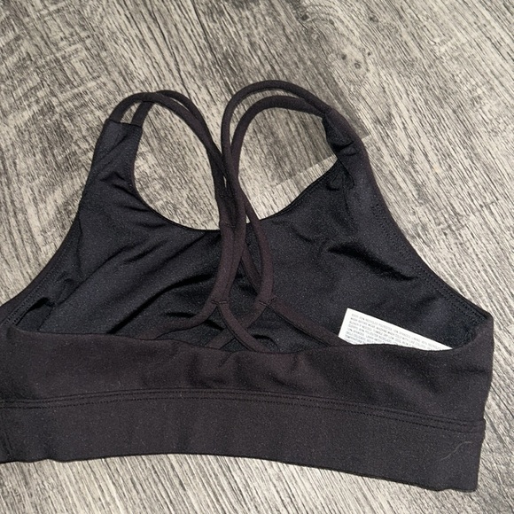 Girl sport bra Sz 6/7 - Picture 3 of 3